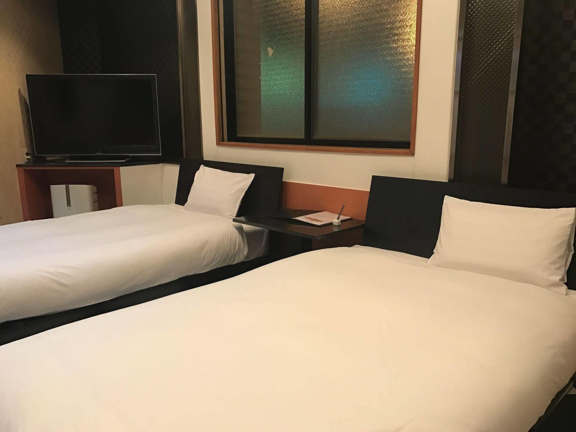 Niceinn Hotel Maihama Tokyo Bay Premiere 우라야쓰 외부 사진