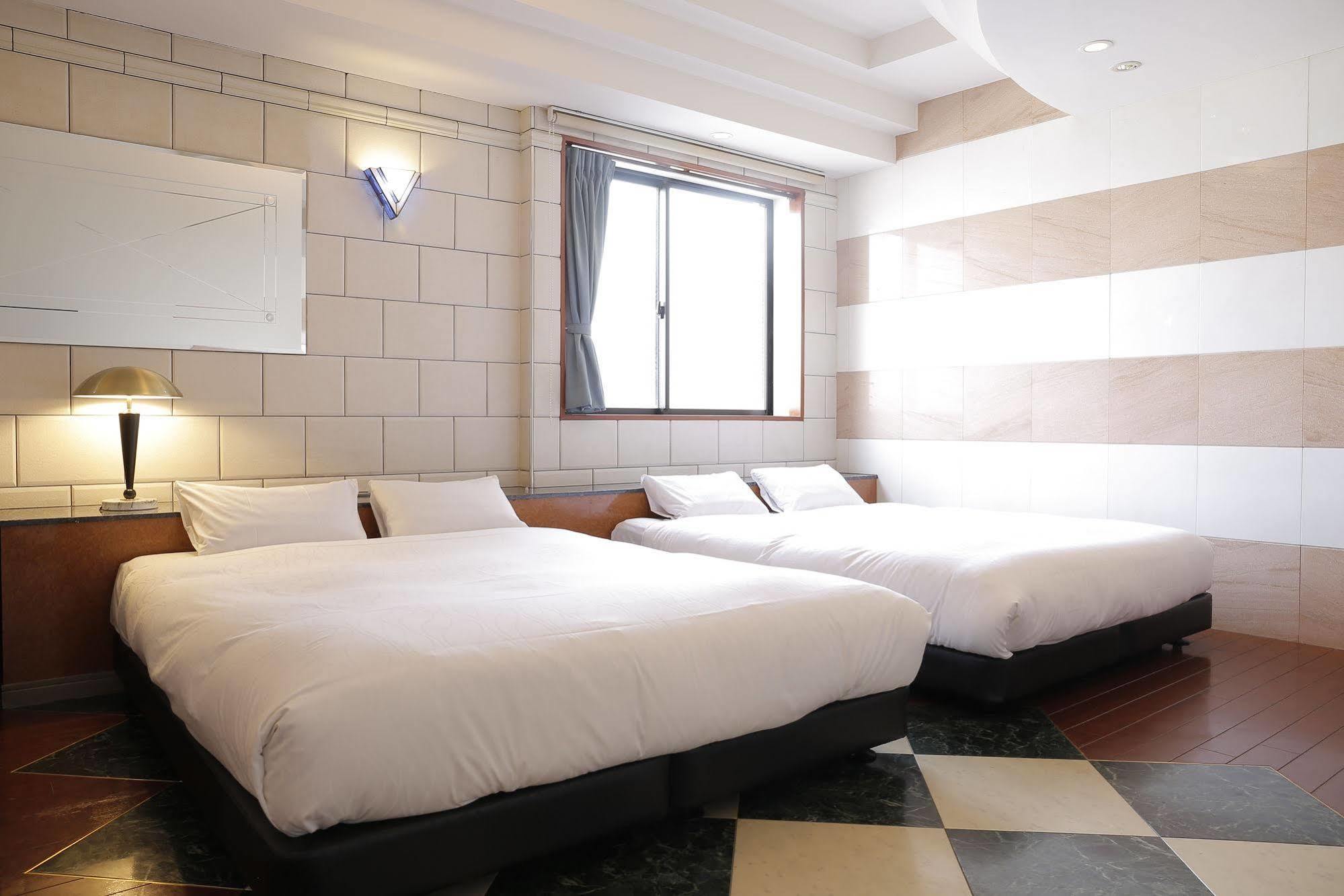 Niceinn Hotel Maihama Tokyo Bay Premiere 우라야쓰 외부 사진