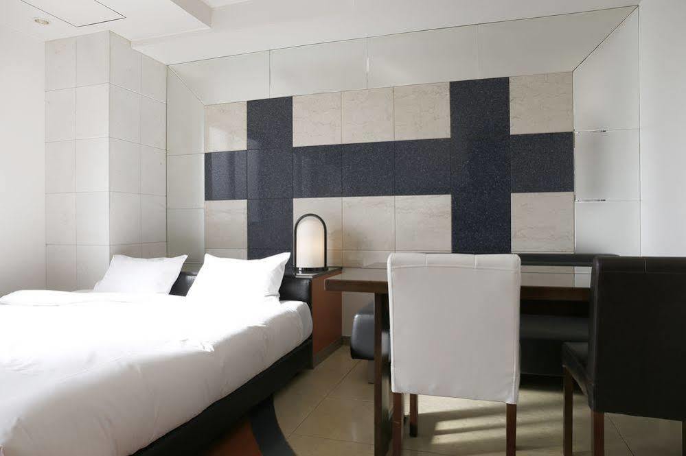 Niceinn Hotel Maihama Tokyo Bay Premiere 우라야쓰 외부 사진